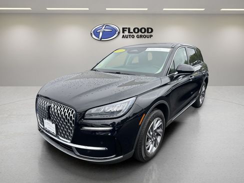 Certified 2023 Lincoln Corsair AWD w/ Equipment Group 101A image 3