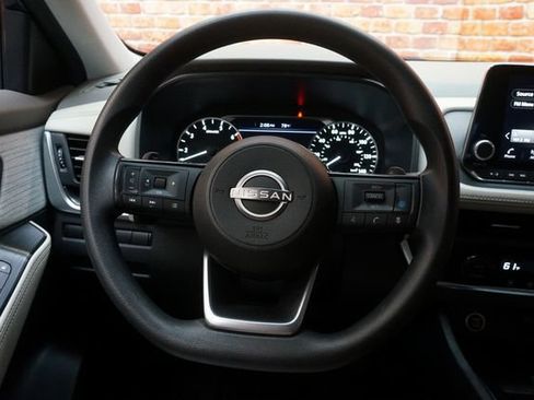 Certified 2023 Nissan Rogue SV AWD/4WD image 13