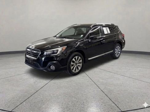 Used 2018 Subaru Outback 3.6R Touring w/ Popular Package #3 image 2