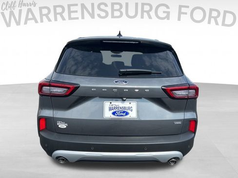 New 2025 Ford Escape SE image 6