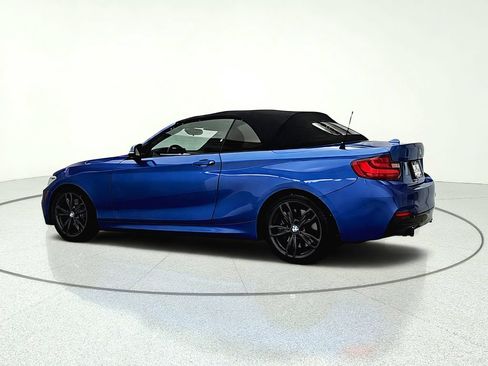 Used 2016 BMW M235i Convertible RWD image 5