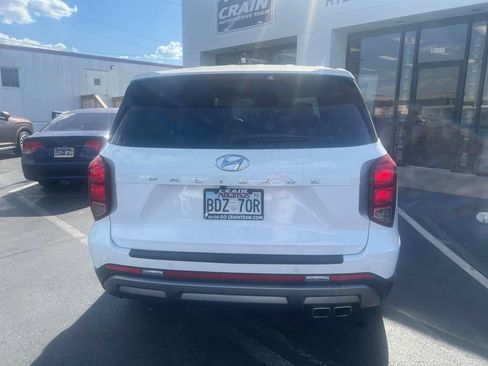 Used 2024 Hyundai Palisade SE FWD image 8