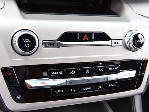 Used 2023 Ford Explorer XLT w/ Equipment Group 202A AWD/4WD image 14
