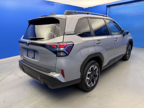 Certified 2026 Subaru Forester Premium AWD/4WD image 7