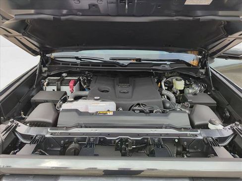 New 2025 Toyota Tundra Platinum image 17