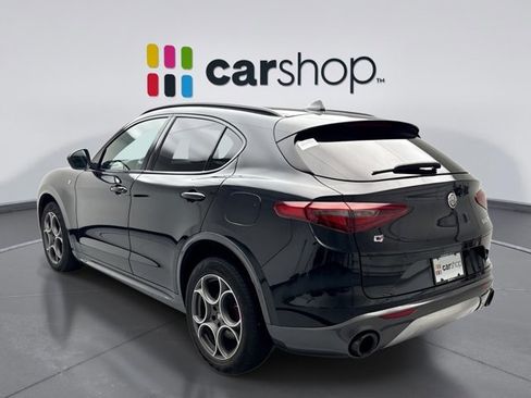 Used 2022 Alfa Romeo Stelvio Ti image 3