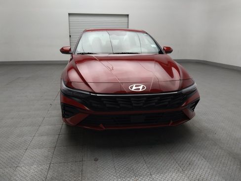 Used 2025 Hyundai Elantra SEL FWD image 14