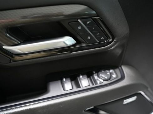 Used 2024 GMC Sierra 3500 AT4 w/ AT4 Premium Plus Package image 12