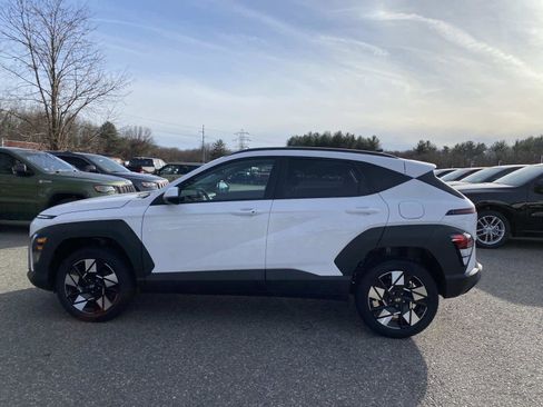 Used 2025 Hyundai Kona SEL image 8