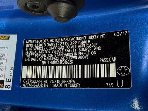 Used 2018 Toyota C-HR XLE image 38