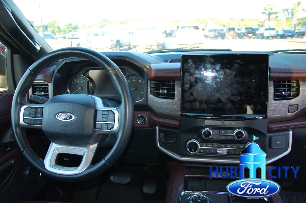 Used 2024 Ford Expedition Limited RWD image 18