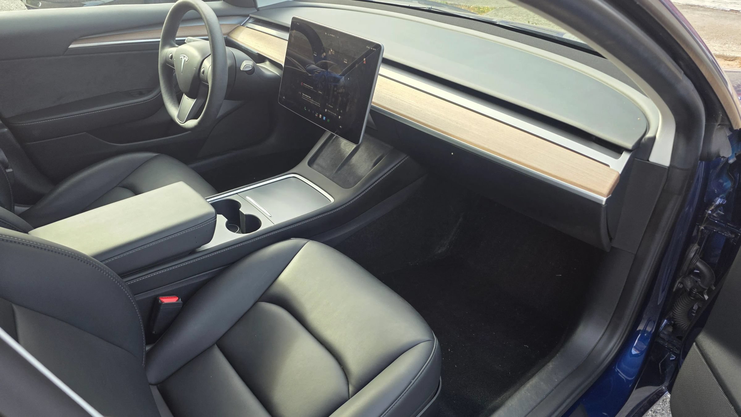 Used 2023 Tesla Model 3 Standard Range RWD image 12
