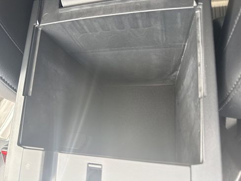 Used 2022 Ford Explorer Limited w/ Limited Technology Package image 21