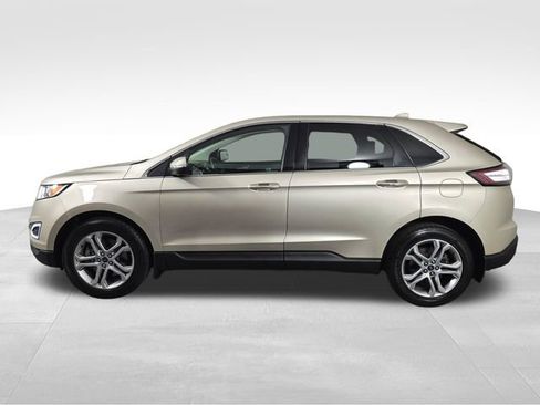 Used 2018 Ford Edge Titanium w/ Equipment Group 301A AWD/4WD image 4