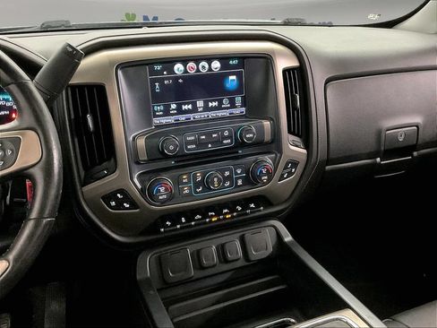 Used 2017 GMC Sierra 1500 Denali w/ Denali Ultimate Package AWD/4WD image 9