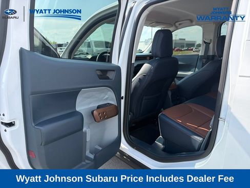 Used 2024 Ford Maverick Lariat w/ 4K Tow Package AWD/4WD image 30