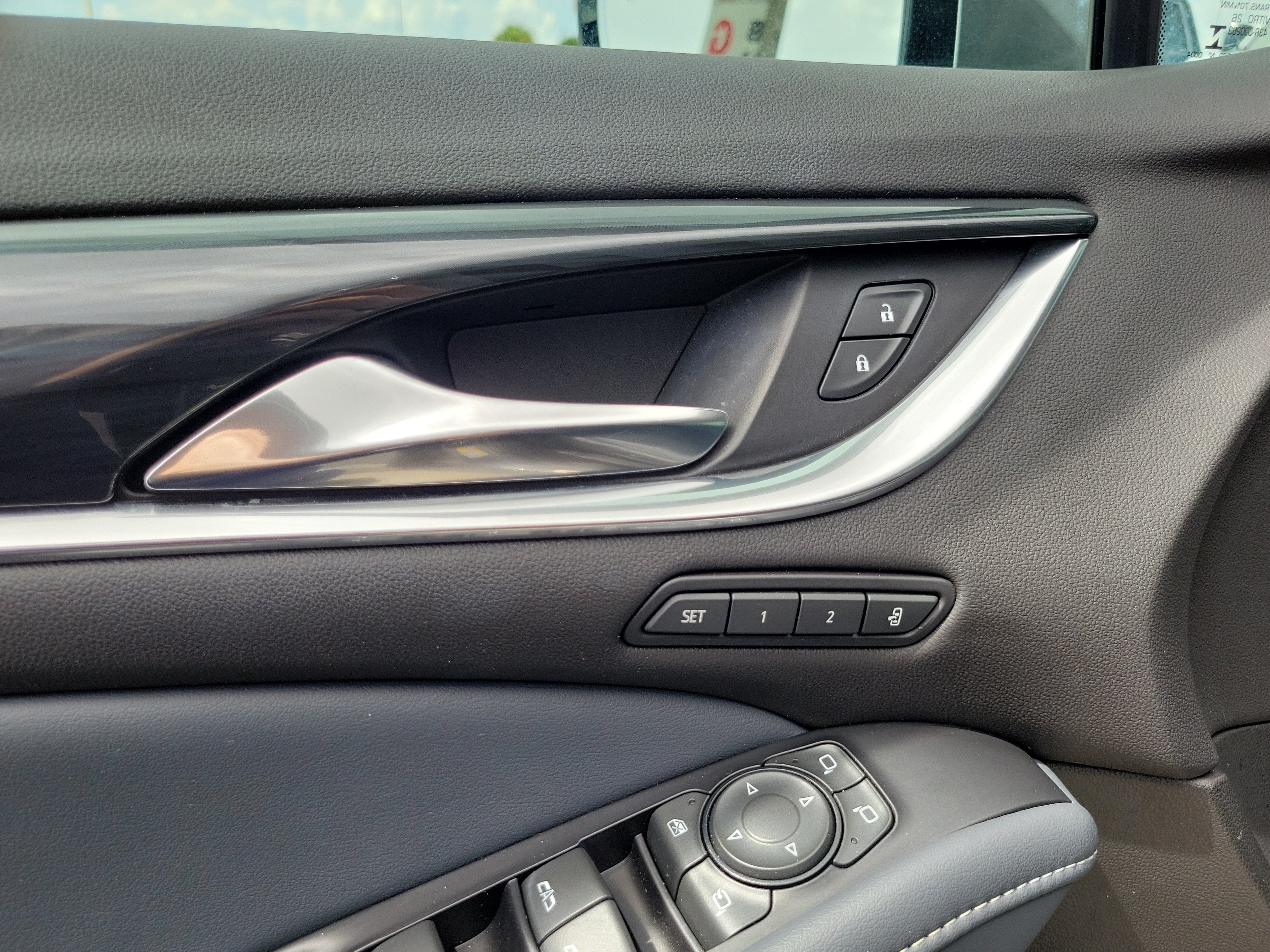 Used 2021 Buick Enclave Premium w/ Sun and Sites Package FWD image 25