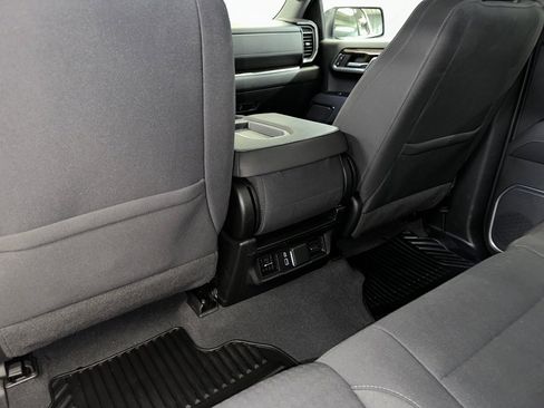 Certified 2023 GMC Sierra 1500 Elevation image 19