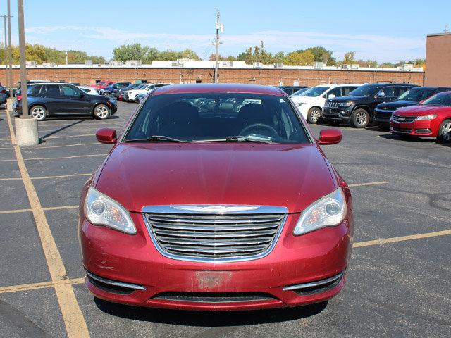 Used 2012 Chrysler 200 Touring w/ Cold Weather Group FWD image 3
