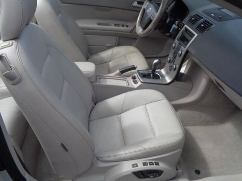 Used 2007 Volvo C70 T5 FWD image 22