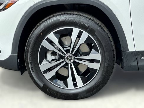 Used 2026 Mercedes-Benz GLA 250 image 11