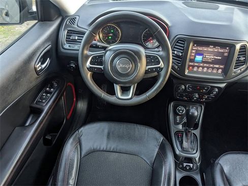 Used 2021 Jeep Compass Trailhawk image 17