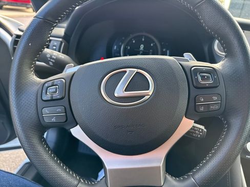 Used 2018 Lexus IS 350 image 20