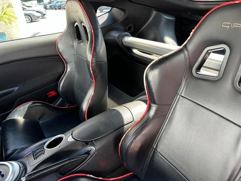 Used 2014 Nissan 370Z Coupe RWD image 26