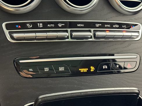 Certified 2022 Mercedes-Benz GLC 300 4MATIC image 24