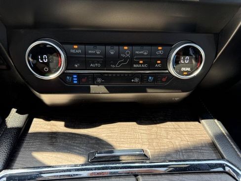 Used 2020 Ford Expedition Limited w/ Special Edition Package RWD image 62