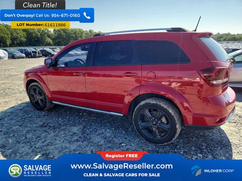 Used 2018 Dodge Journey Crossroad FWD image 3