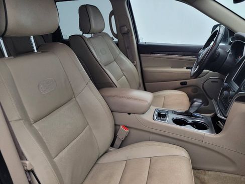 Used 2018 Jeep Grand Cherokee Overland image 21