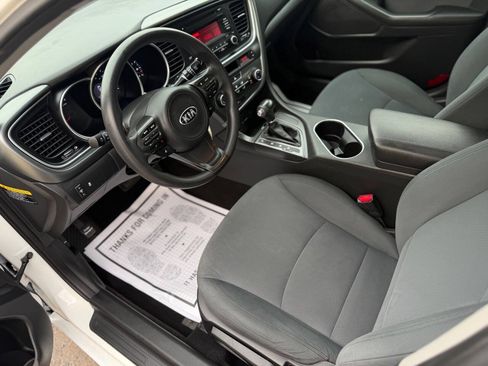 Used 2015 Kia Optima LX FWD image 9