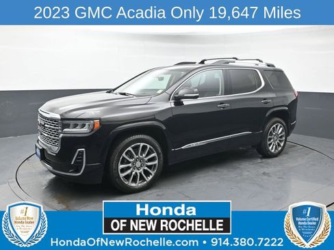 Used 2023 GMC Acadia Denali w/ Denali Technology Package image 1
