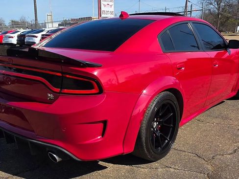 Used 2017 Dodge Charger R/T Scat Pack w/ Beats Audio Group image 3