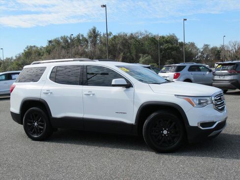 Used 2018 GMC Acadia SLT image 2