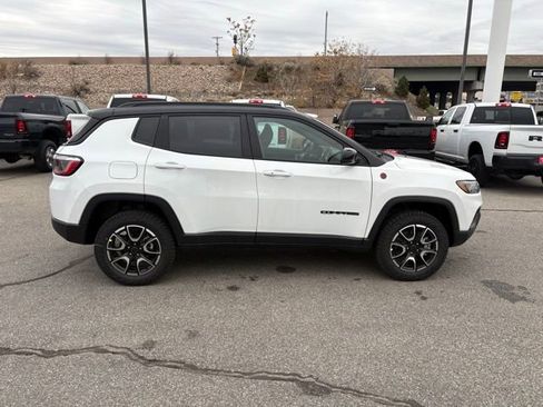 New 2026 Jeep Compass Trailhawk image 6