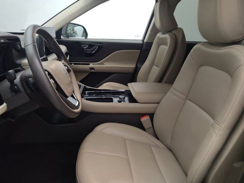 Used 2021 Lincoln Aviator 2WD image 17