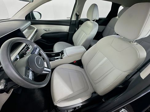 Used 2025 Hyundai Tucson SEL FWD image 13