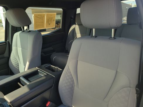 Used 2025 Toyota Tundra SR image 15