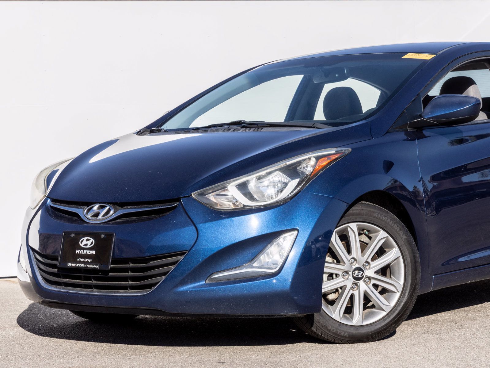 Used 2016 Hyundai Elantra SE w/ Option Group 02 FWD image 2