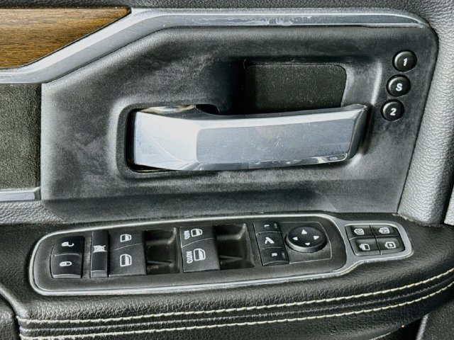 Used 2024 RAM 3500 Laramie AWD/4WD image 20