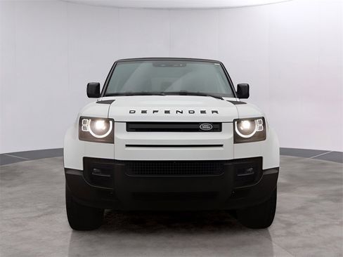 New 2025 Land Rover Defender 90 X-Dynamic SE image 2