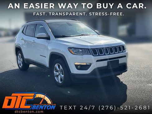 Used 2020 Jeep Compass Latitude w/ Popular Equipment Group AWD/4WD image 1