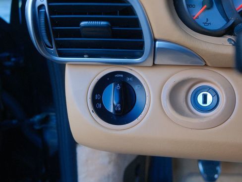 Used 2006 Porsche 911 Carrera 4S image 14