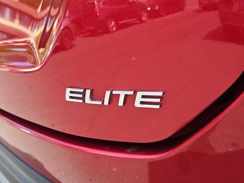 Used 2023 Honda Pilot Elite image 31