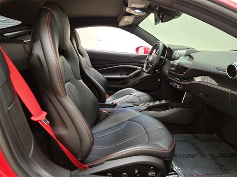 Used 2020 Ferrari F8 Tributo image 23