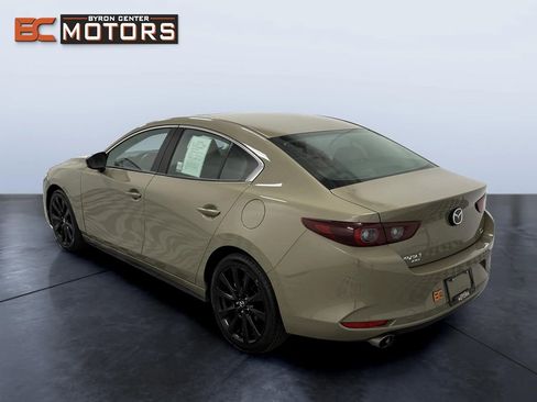 Used 2024 MAZDA MAZDA3 s image 4