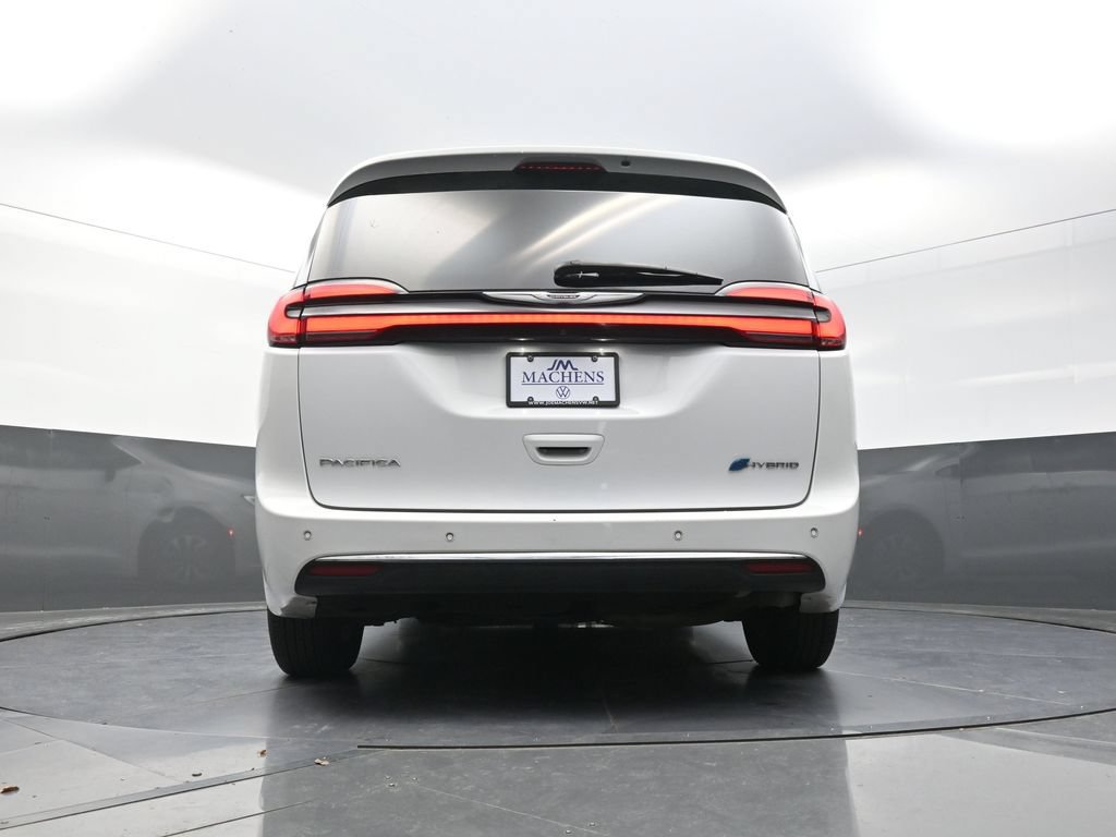 Used 2024 Chrysler Pacifica Limited FWD image 29