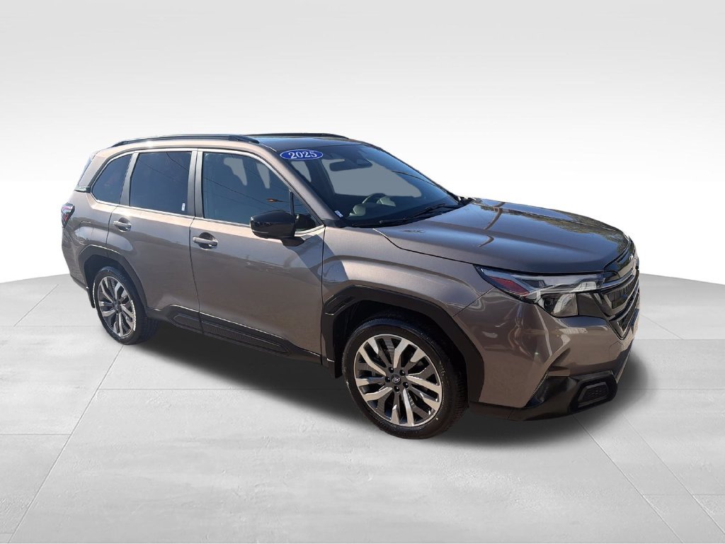 Used 2025 Subaru Forester Touring w/ Popular Package - Touring AWD/4WD image 7